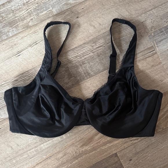 SPANX Other - Spanx Elegant Black Women's Bra Size 40C